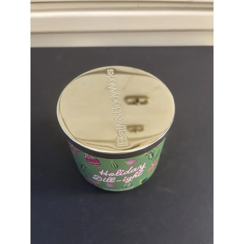 Bath & Body Works Holiday Dill--ight Green Pickle 3-Wick Candle 25-45 hour New